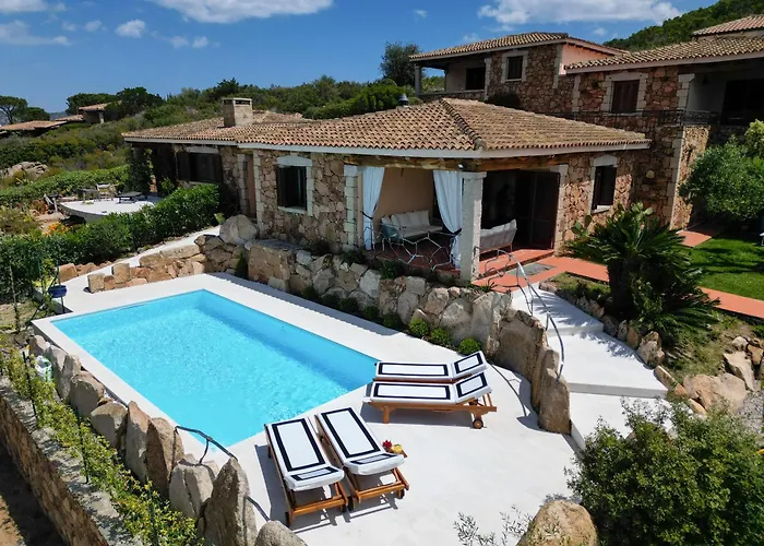 Villa Capo Coda Cavallo