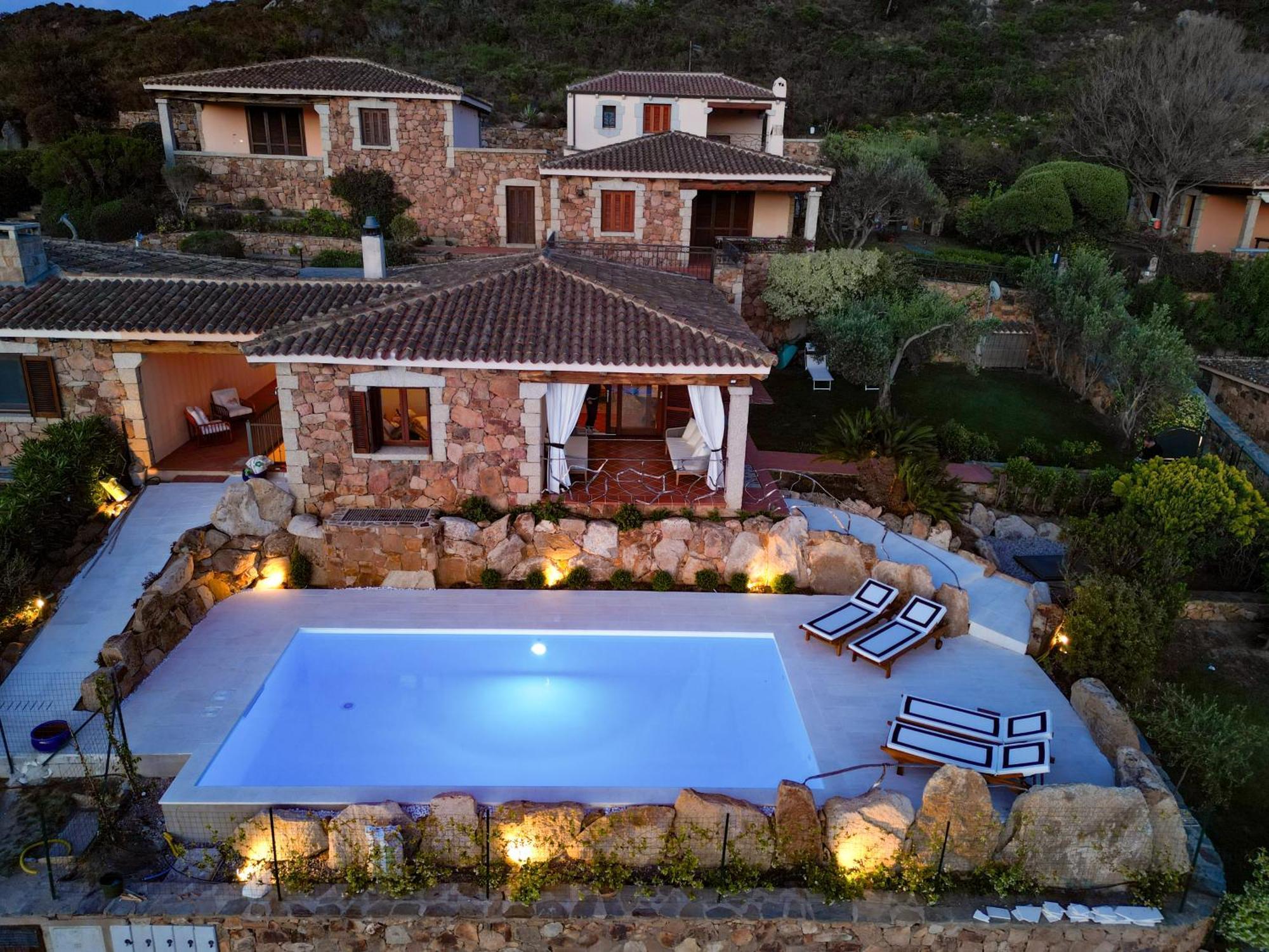 Villa Capo Coda Cavallo San Teodoro (Sardinia)